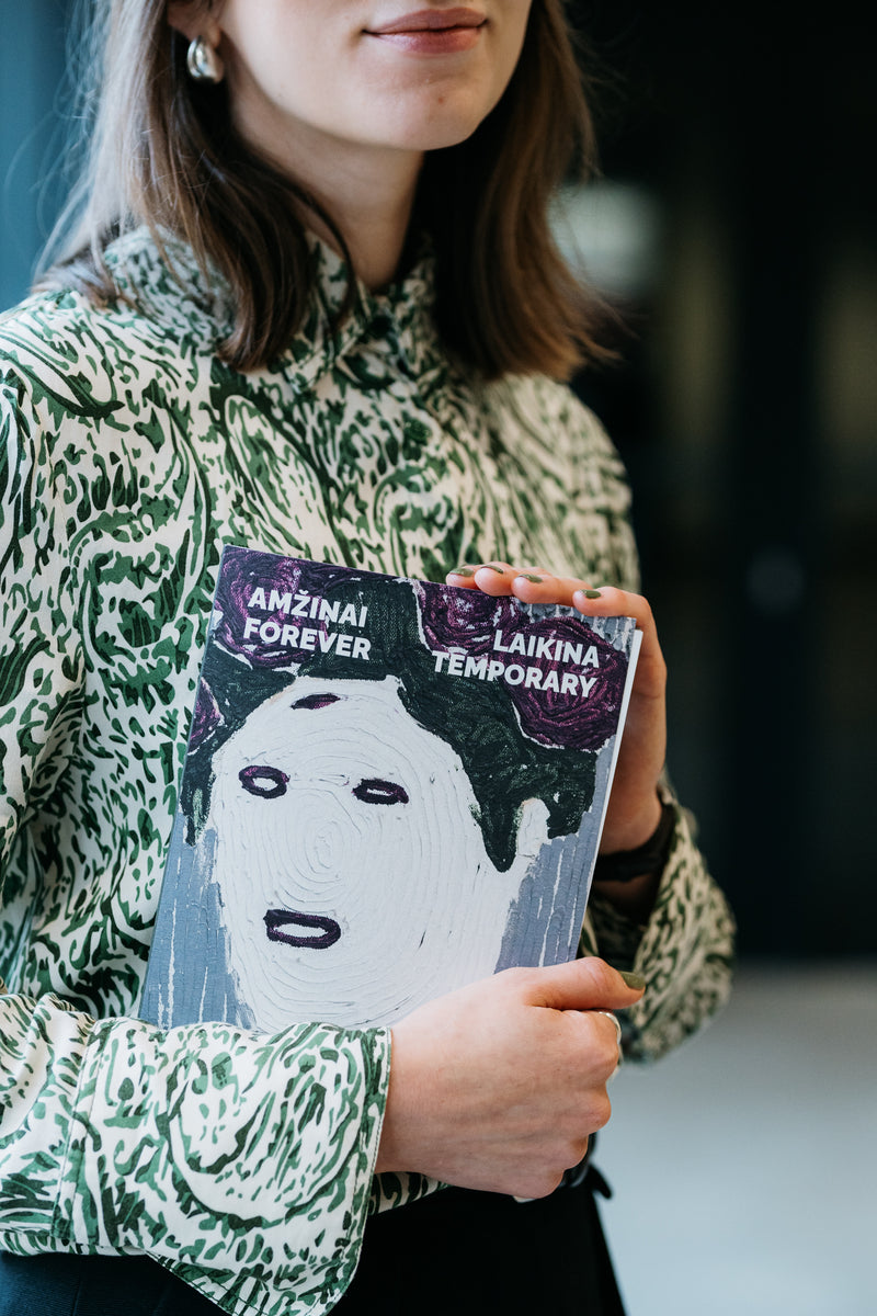 AMŽINAI LAIKINA. FOREVER TEMPORARY (Dvikalbė parodos knyga. Bilingual exhibition book)